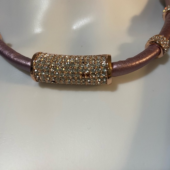 Necklace - Picture 3 of 6